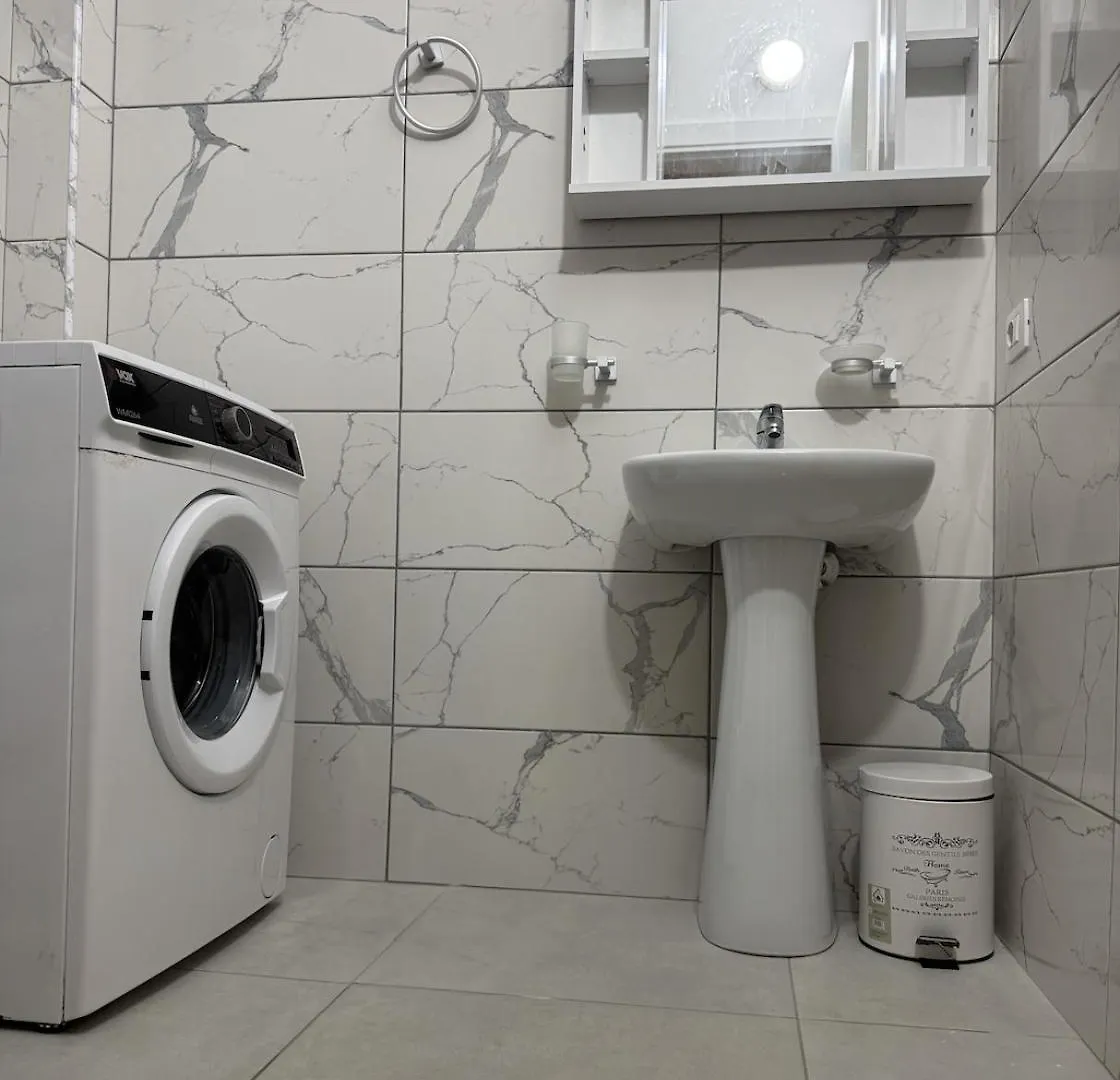 Trio Apartment Vlorë